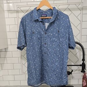 Patagonia Men’s XL Short Sleeve Button Up